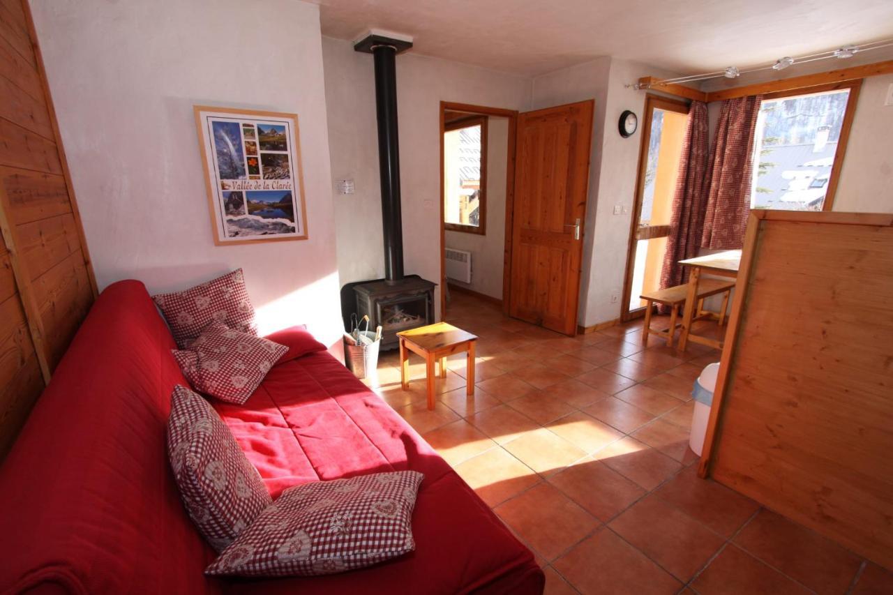 Le Leyrier Hameau Des Chazals Nevache Hautes Alpes Exterior foto